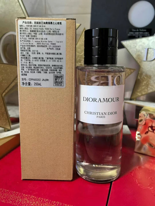 280126-26 Dior DiorAMOUR Parfum 250ml 8.5oz