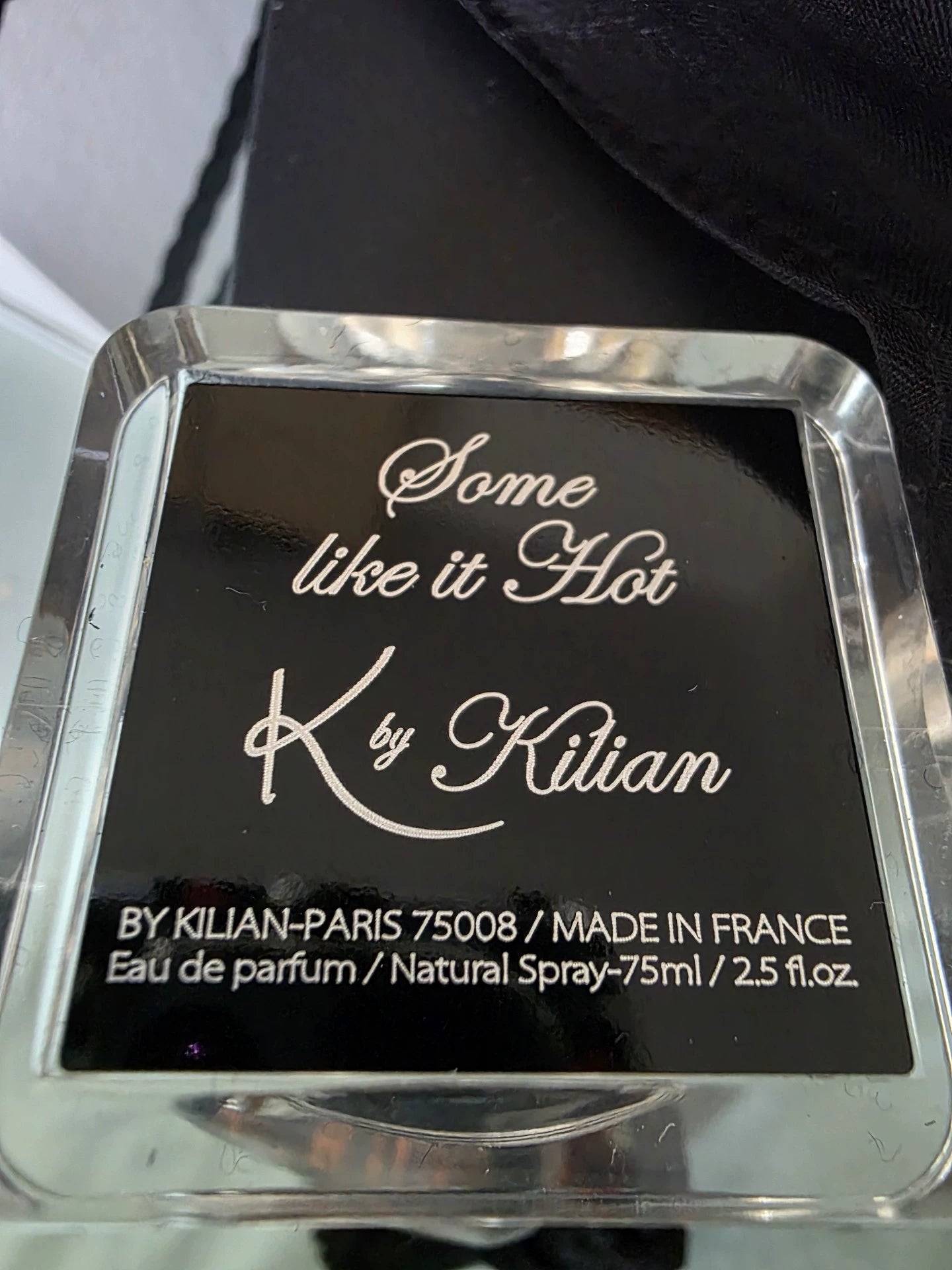 200926-21 Kilian some like hot EDP 75ml 2.5 oz