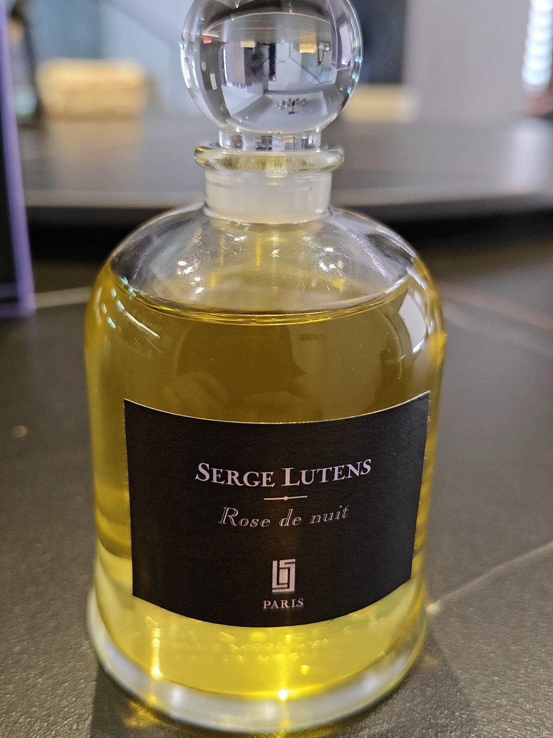 051026-lutens-10 Rose nuit whole 75ml 2.5 oz