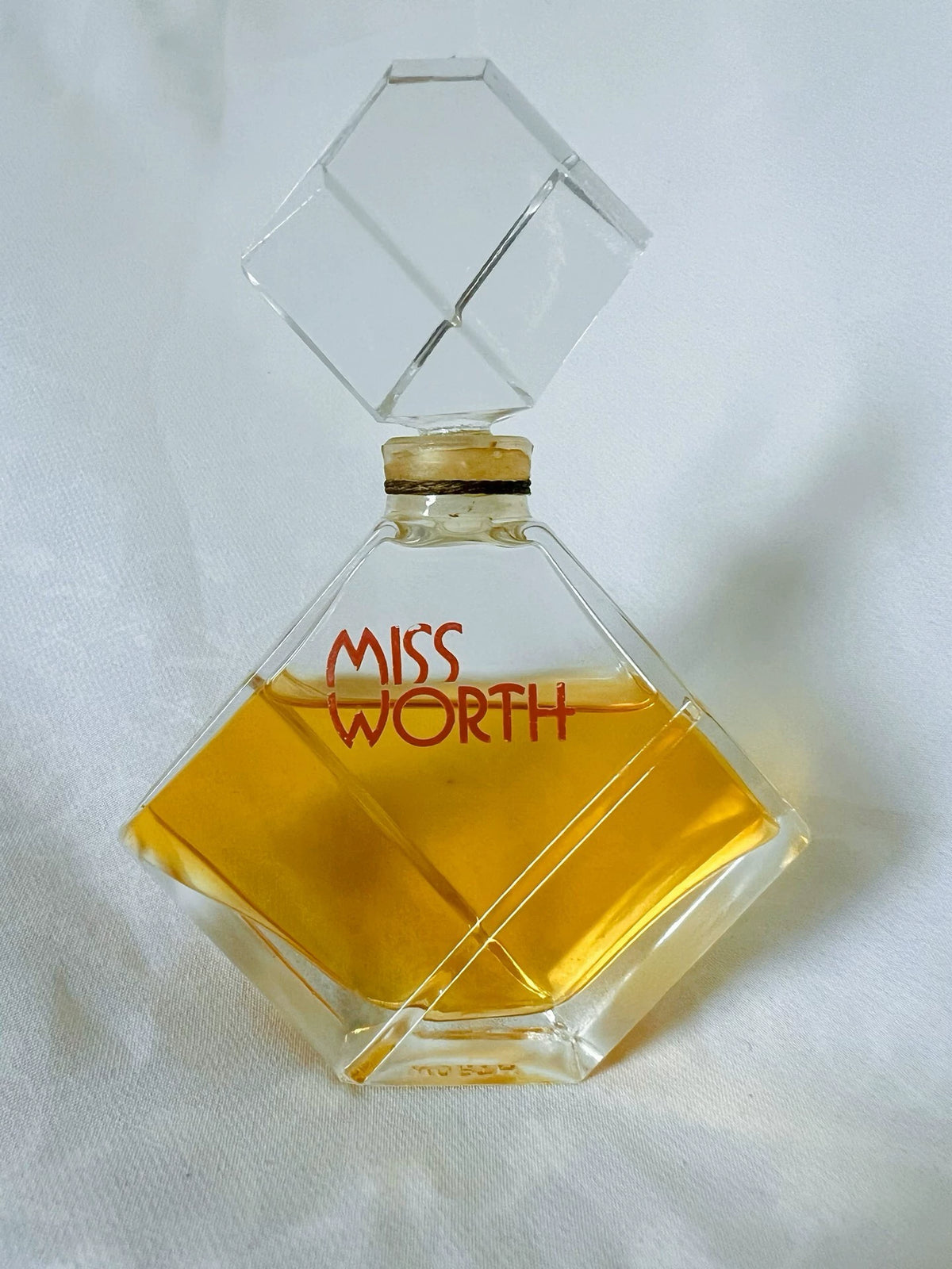 081026-81 Worth Miss Worth Parfum 30ml 1 oz