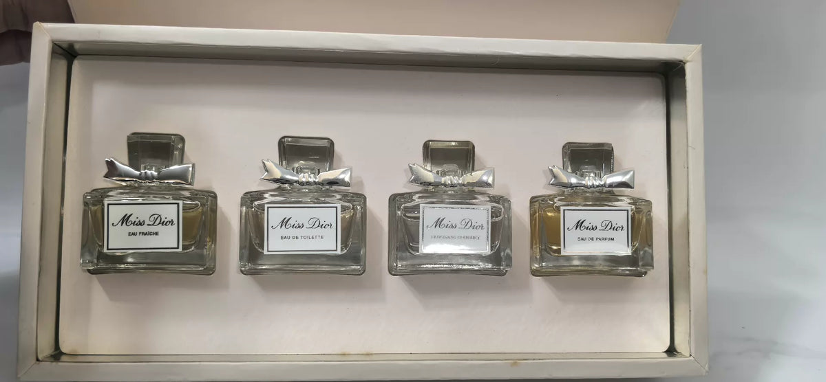 220826-405 Dior MISS Miss set 5ml 0.2 oz