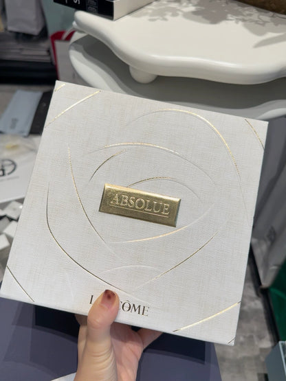 140426-22 Lancome Gift Box Perfume