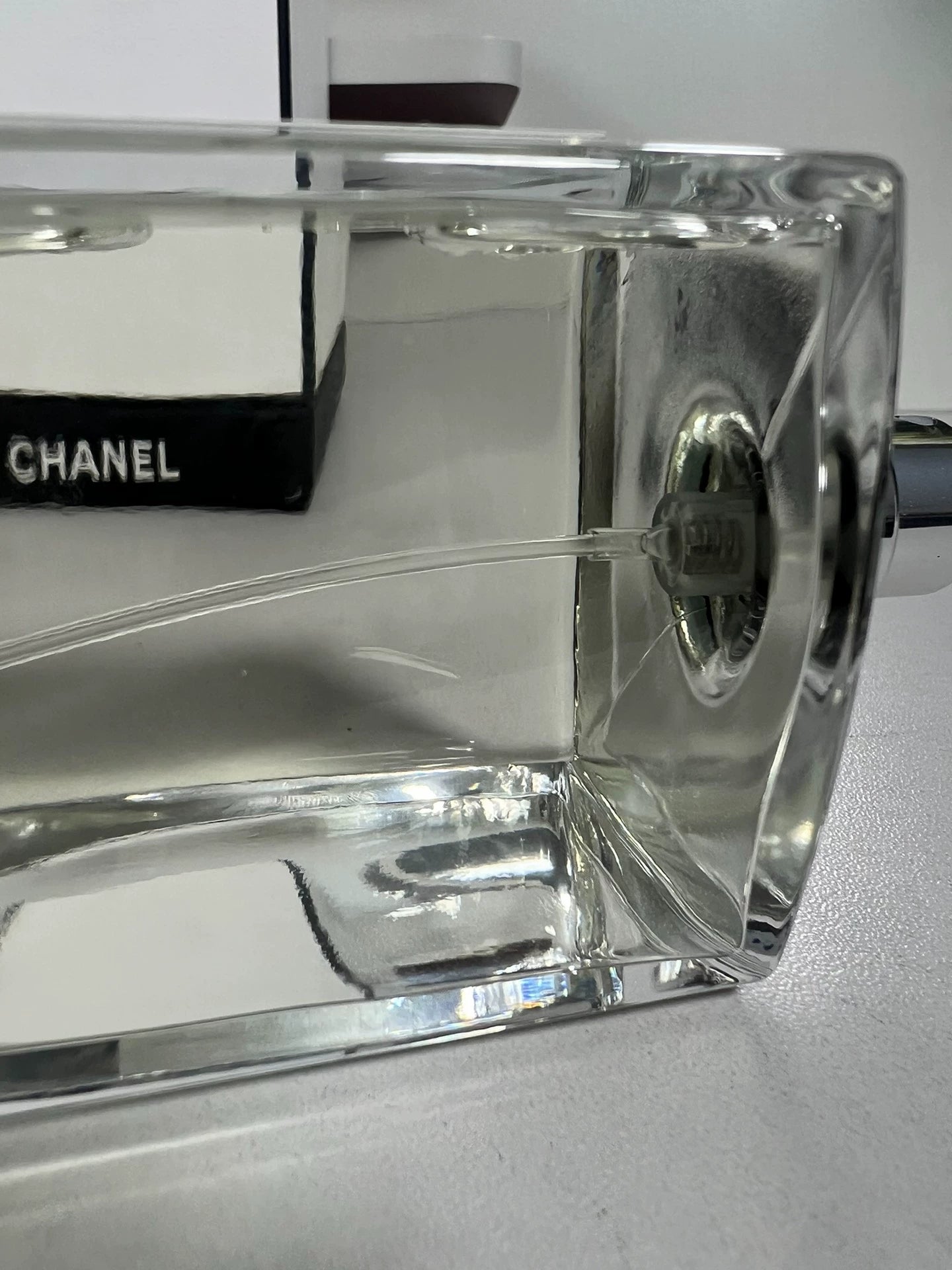220226-21 Chanel No. 18 with box 200ml 6.8 oz