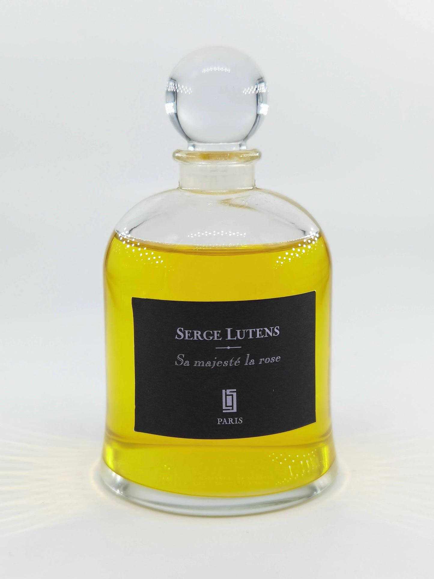111125-100 Serge Lutens 74ml 2.5oz