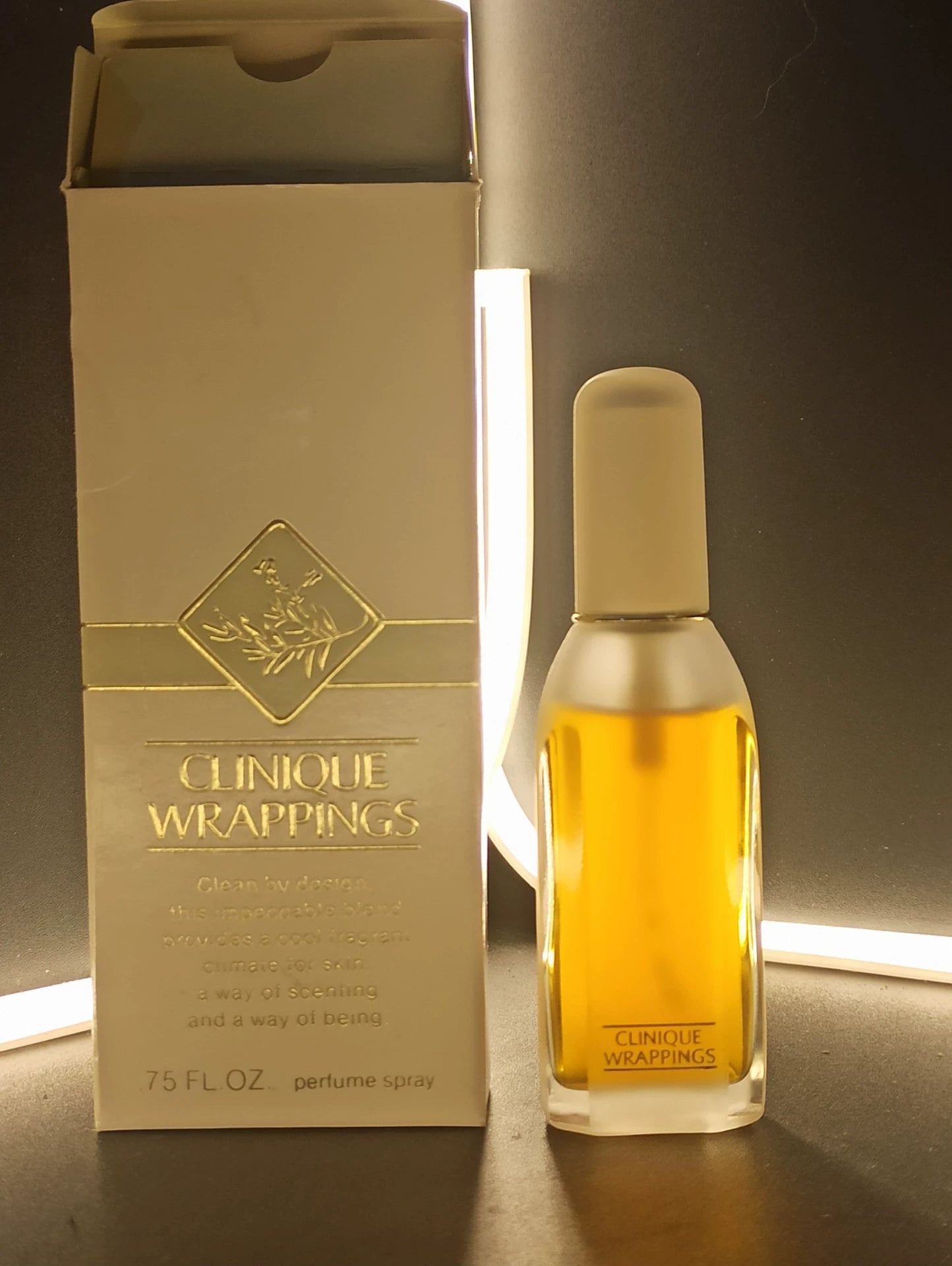 110526-137 Clinique Toga Perfume 25ml 0.8 oz