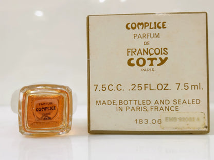 100826-104 Coty compolice parfum7. Parfum 5ml 0.2 oz