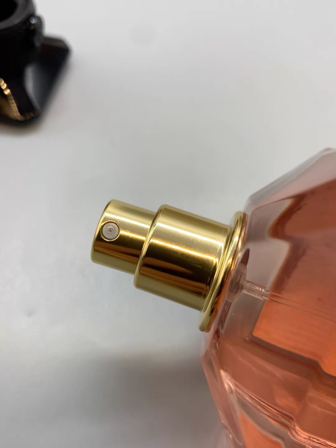 200426-219 Guerlain Love Rose with Perfume 200ml 6.8 oz