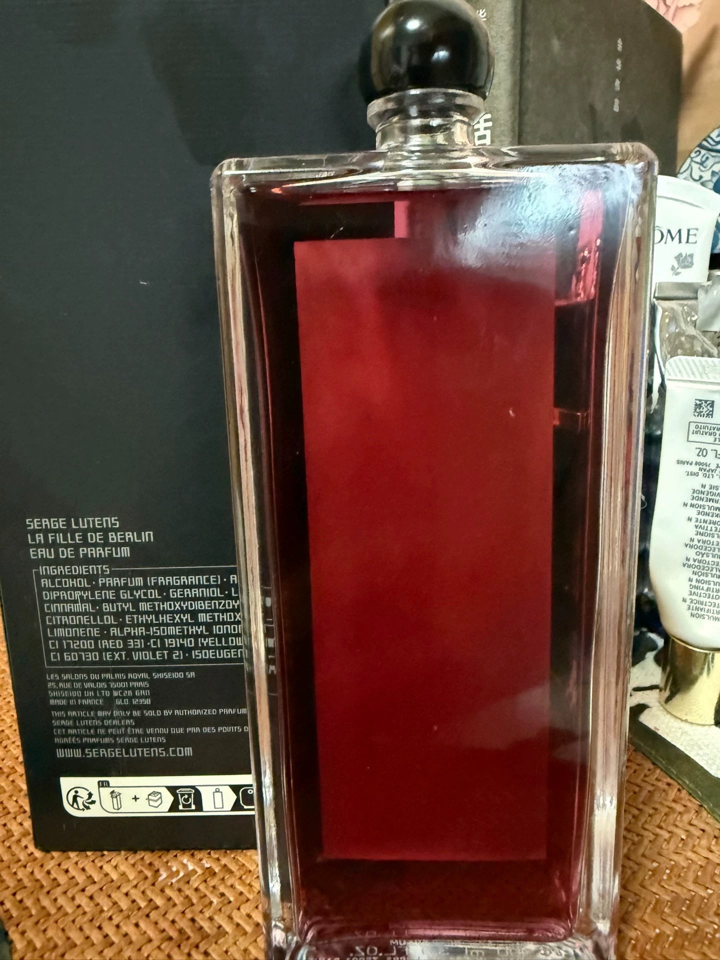 011225-69 Serge Lutens Eau de Parfum EDP 100 ml 3.4 oz