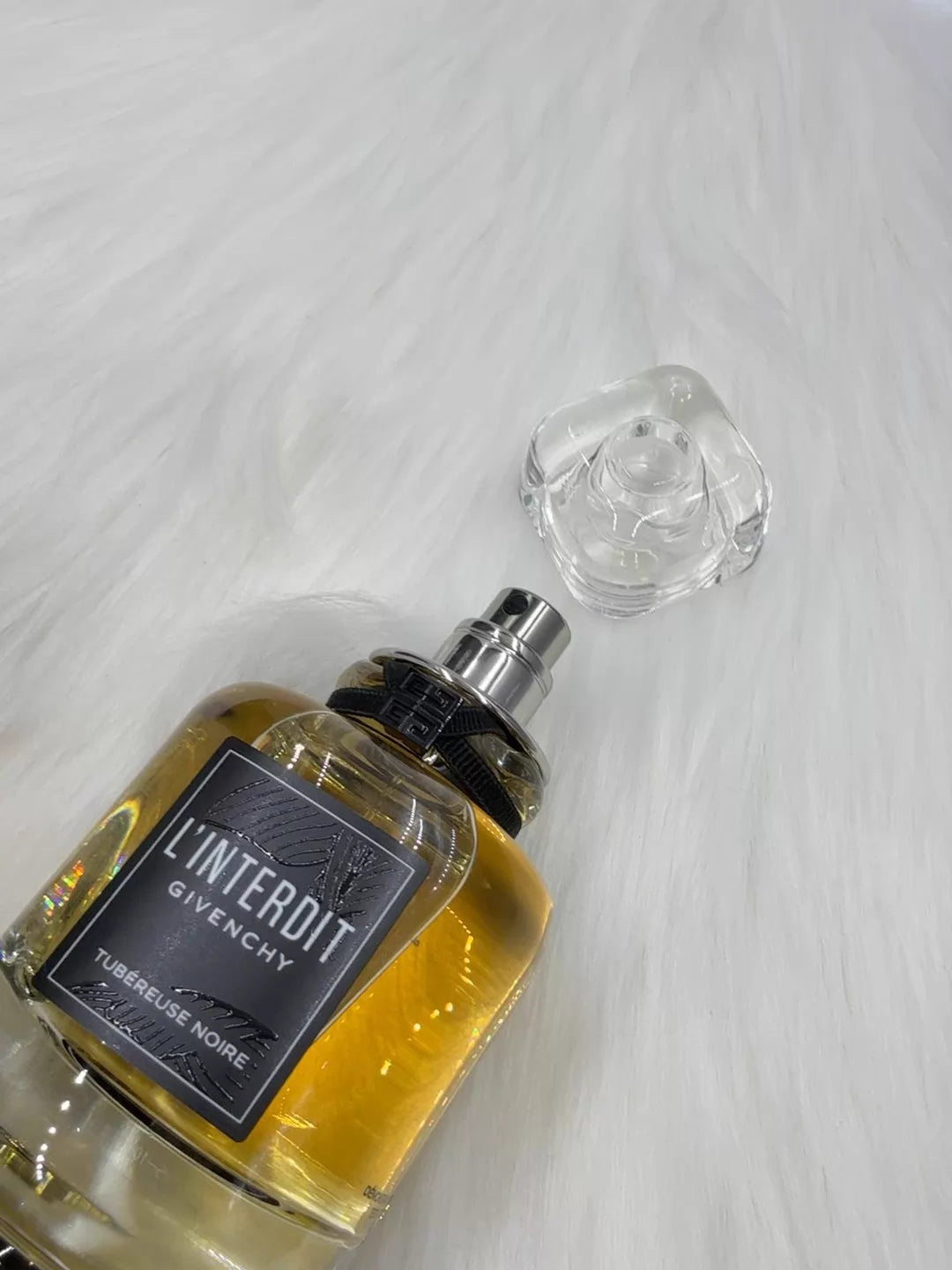 200426-21 Givenchy Heart  Parfum 50ml 1.7 oz 1.7oz