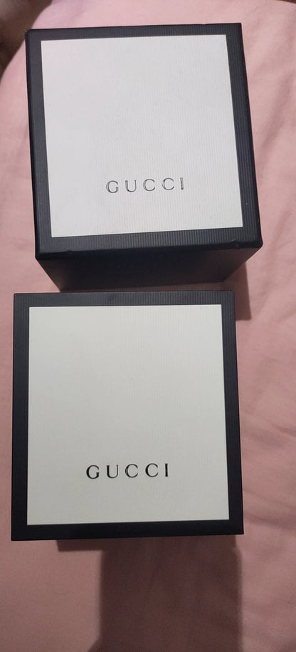 020426-watch-90 Gucci Authentic quartz watch