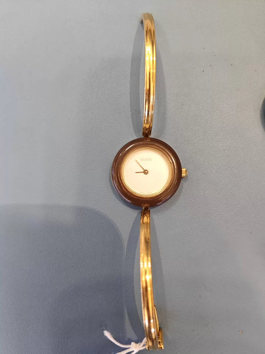 020426-watch-58 Gucci Change Bezel white