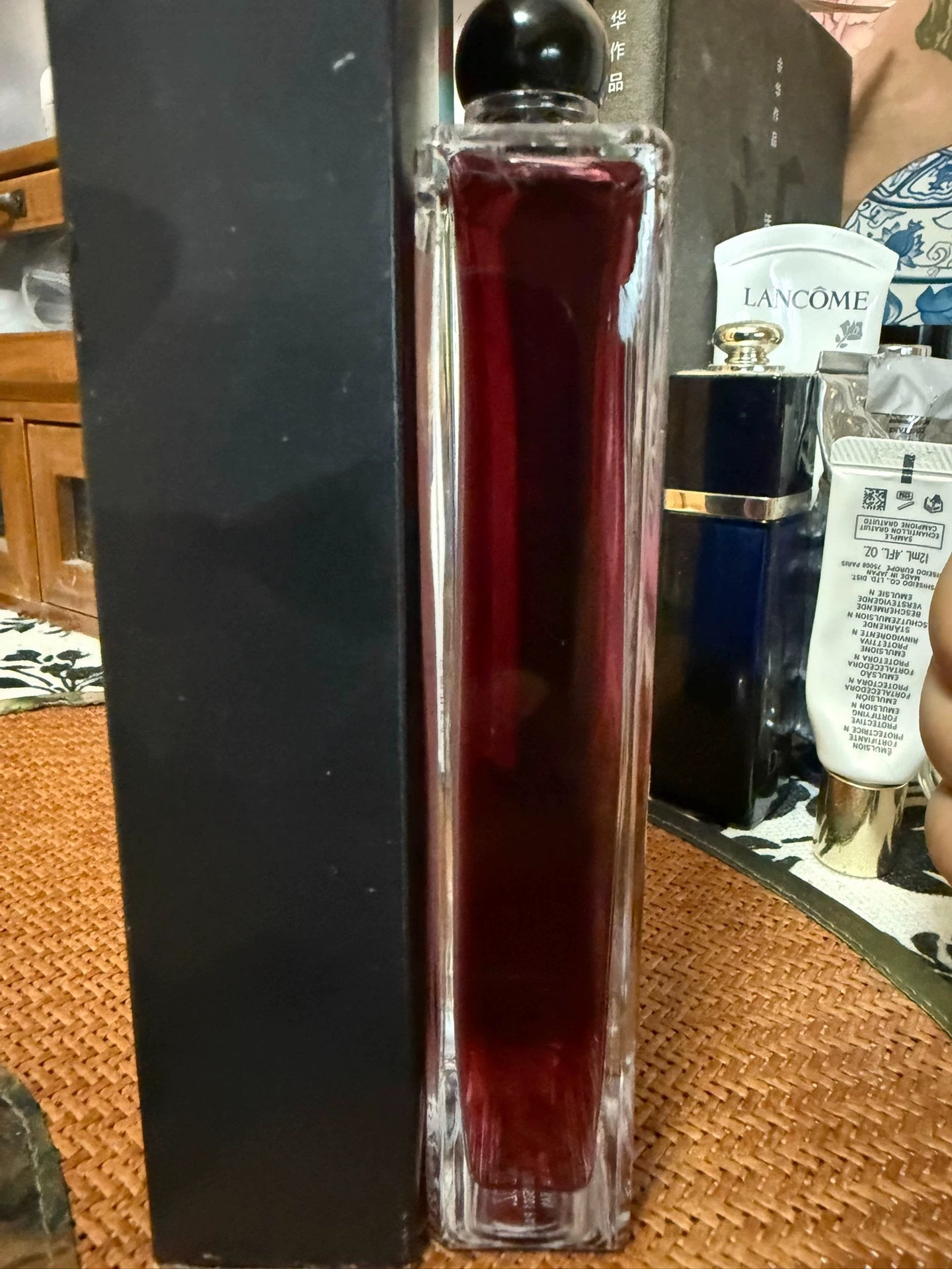 011225-69 Serge Lutens Eau de Parfum EDP 100 ml 3.4 oz