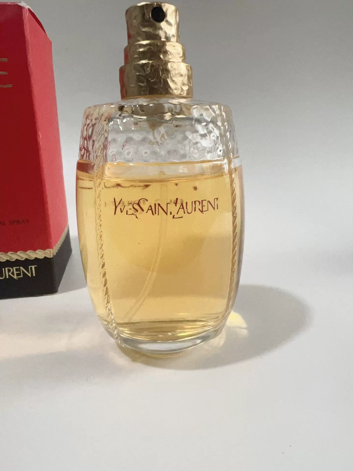 130926-96 Yves Saint Laurent Out 60ml 2 oz