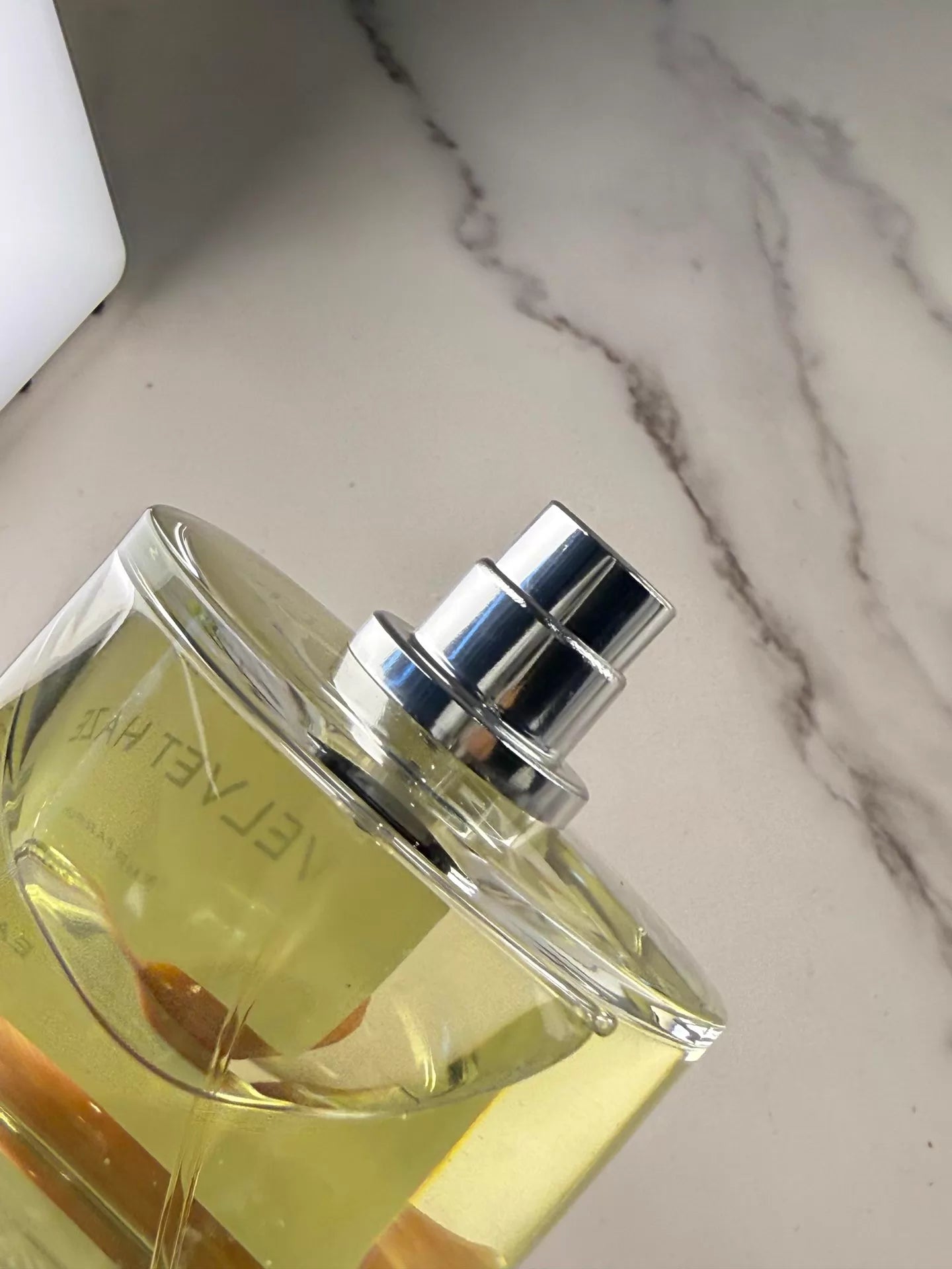 090326-6 - Byredo Velvet Haze Eau de Parfum 50ml