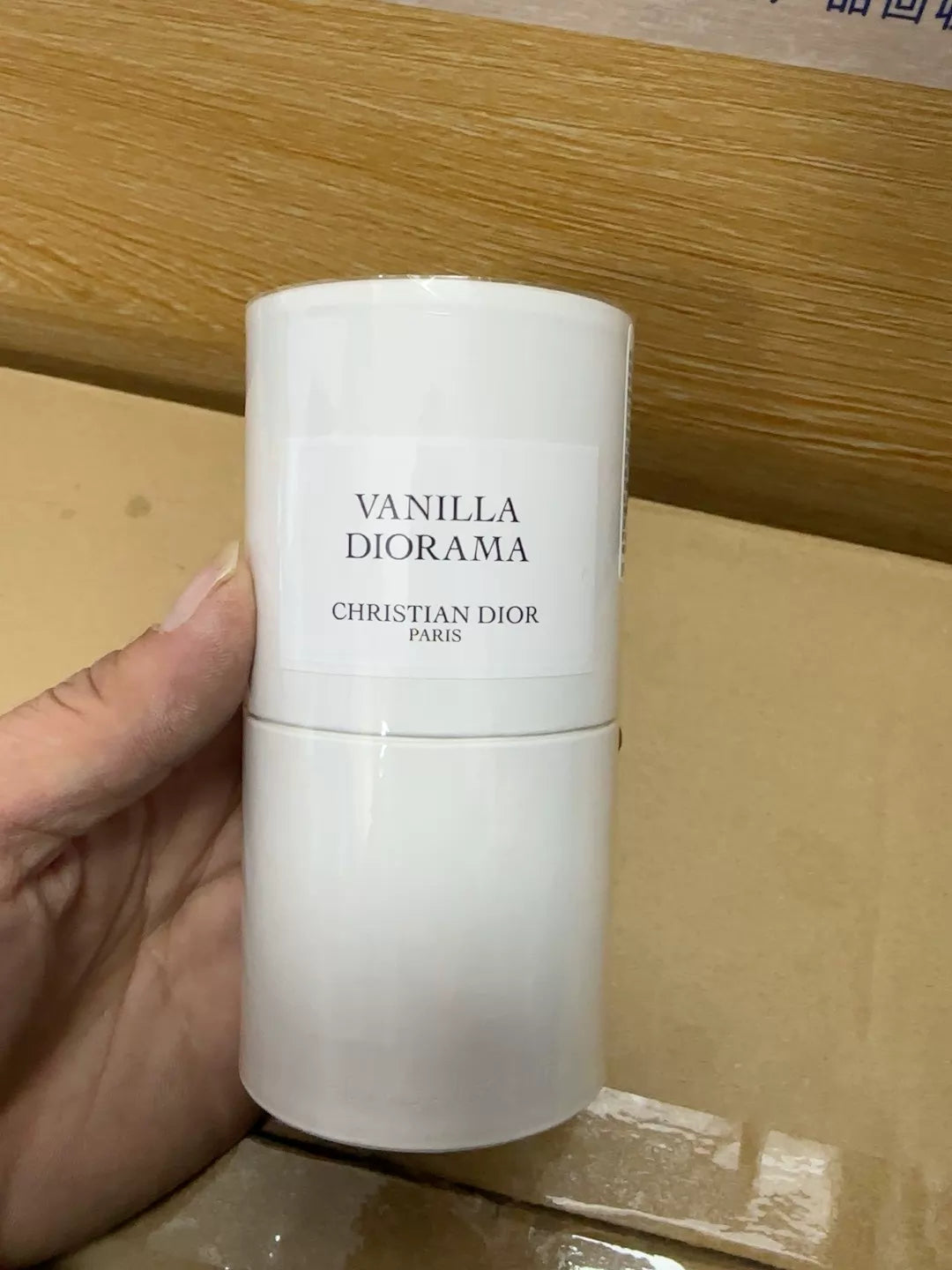 130926-37 Dior Vanilla ama 40ml 1.4 oz