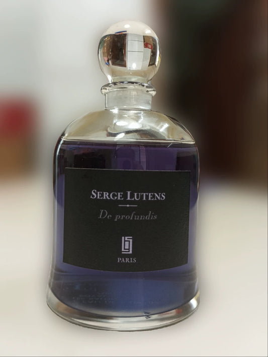 051026-lutens-20 Serge Lutens Ludan Abyss Book 75ml 2.5 oz