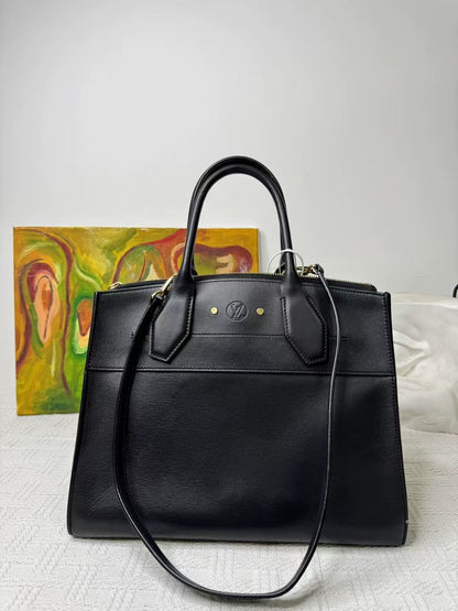 150626-bag-3 Louis Vuitton new LV city handbag
