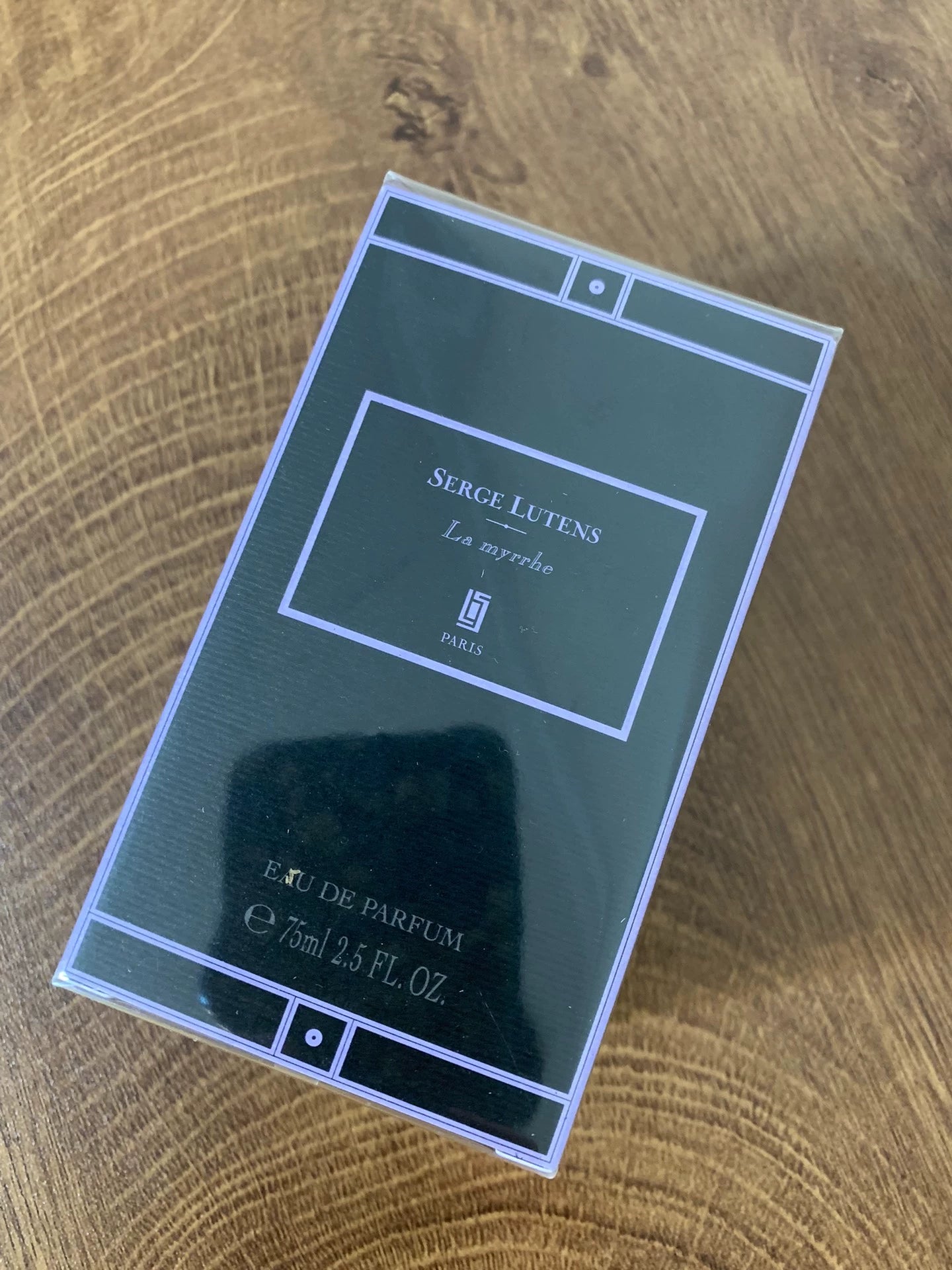 111125-15 Serge Lutens Eau de Parfum EDP 74ml 2.5oz