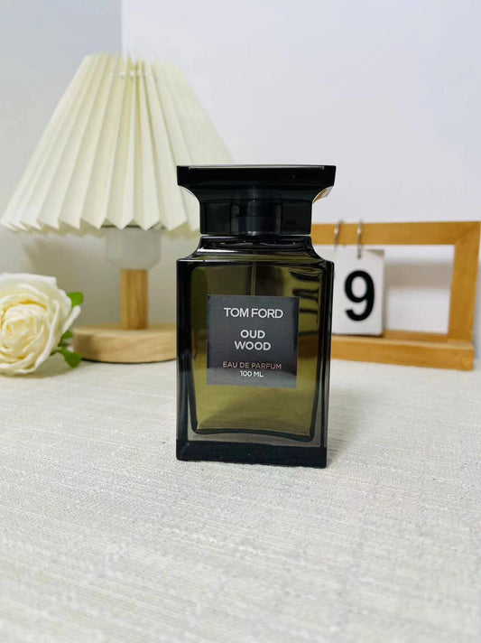 100925-46 Tom Ford Oud Wood Eau de Parfum EDP 100ml 3.4oz