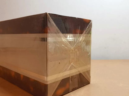 220226-41 Molyneux vivre 90ml 3 oz