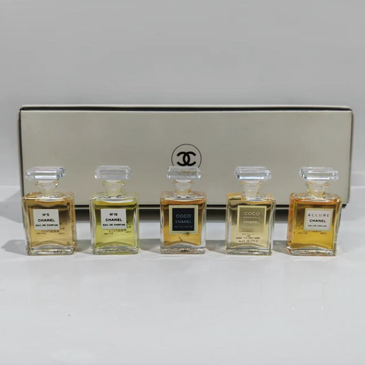 Chanel version five bottle Perfume