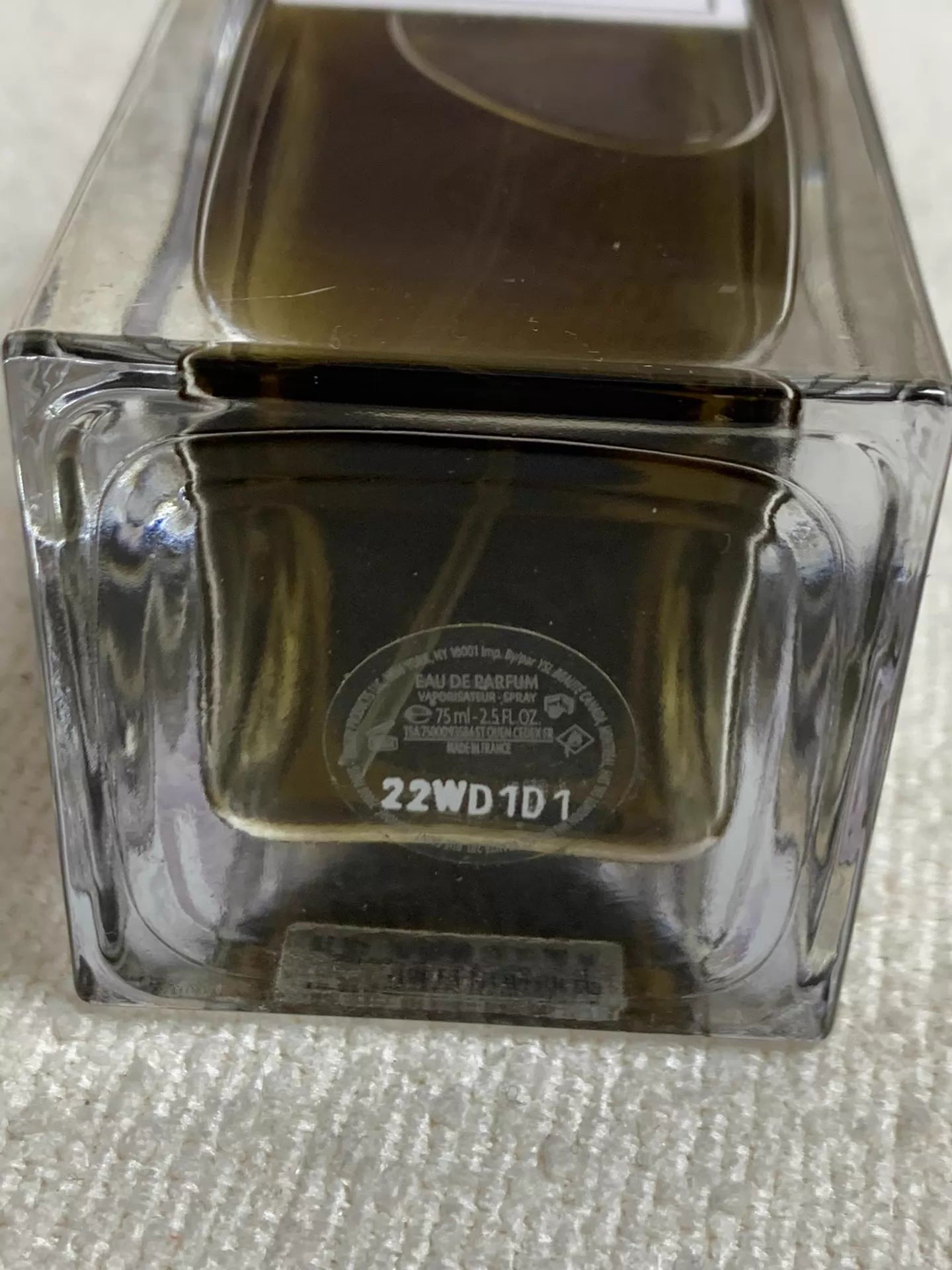 240326-8 Yves Saint Laurent Leather 75ml