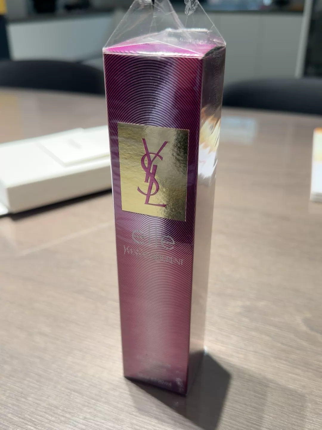 270926-43 YSL 90ml 3 oz