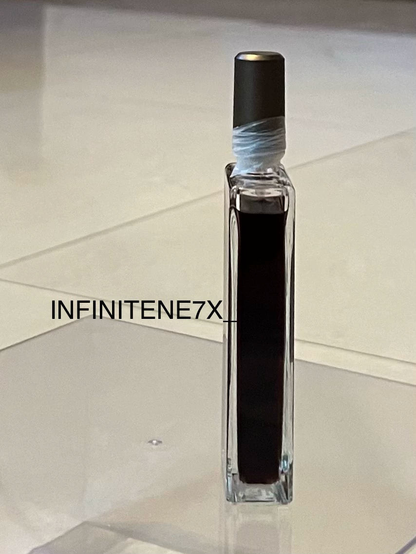 051026-lutens-139 Serge Lutens Old Version North