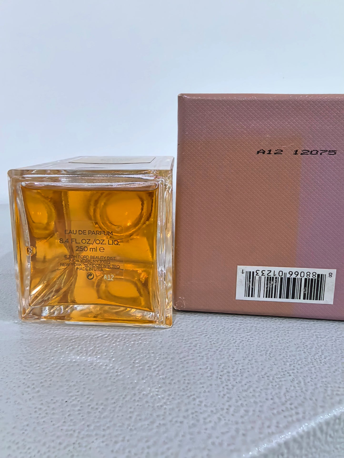 200826-41 Tom Ford Santal Blush Use EDP 250ml 8.5 oz