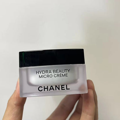 05826-558 Chanel Camellia Moisturizing Micro