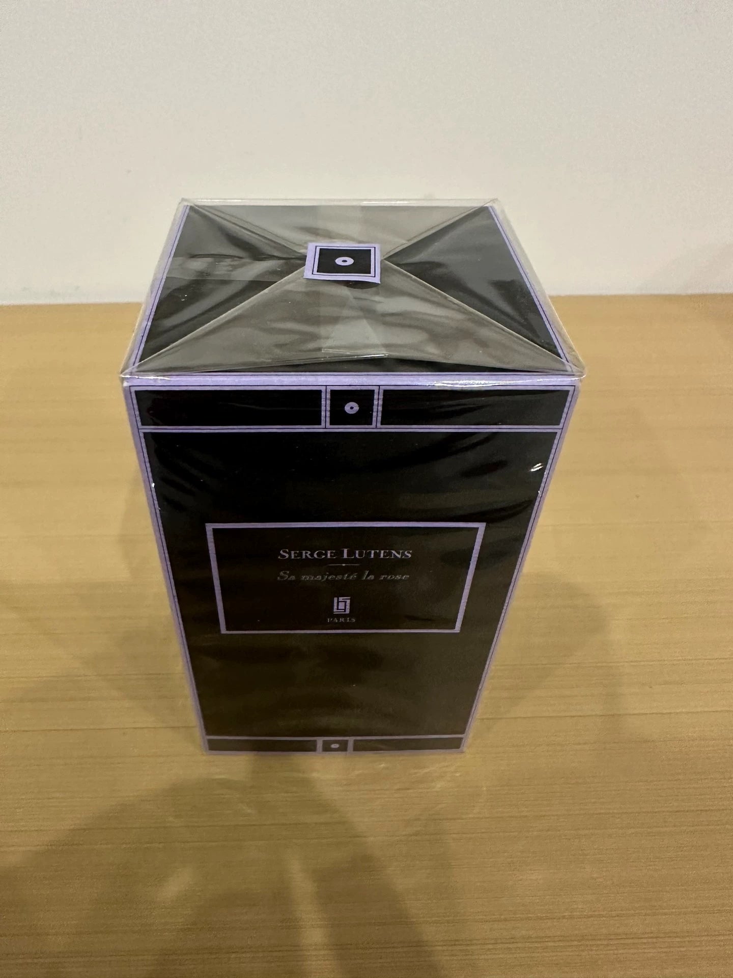 120126-103 Serge Lutens Sa majeste la rose Eau de parfum EDP 75ml 2.5 oz