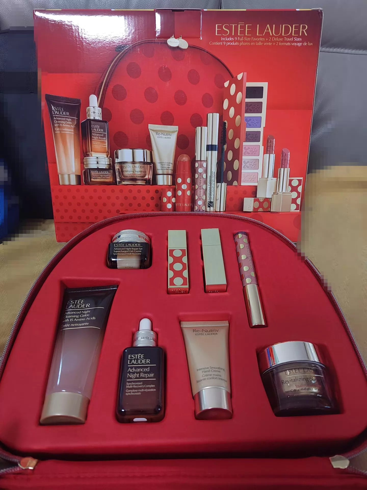 010926-192 Estee Lauder Christmas
