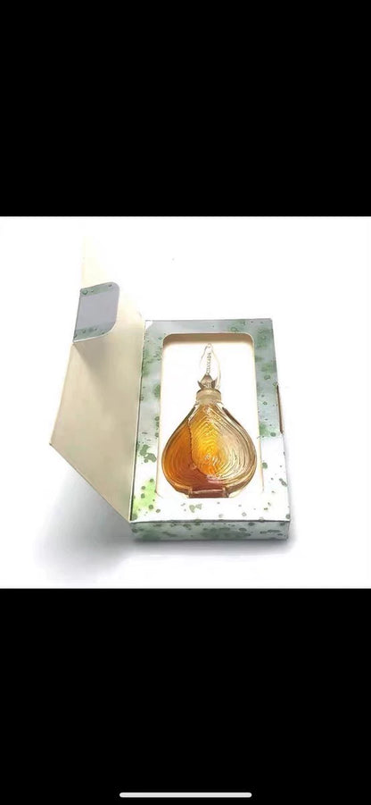 181025-27 Guerlain Chamade 119ml 4.0oz