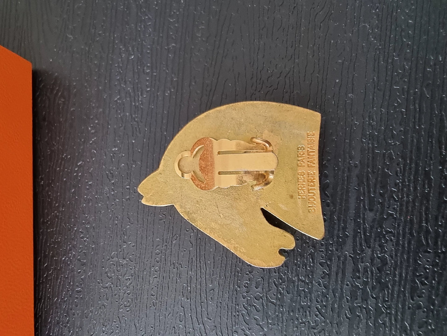 241025-73 Hermes earring only one clip piece