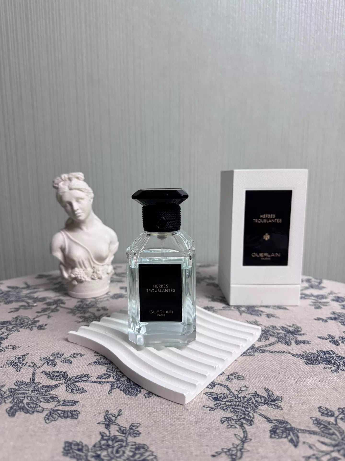260323-30 Guerlain Perfume 100ml 3.4 oz