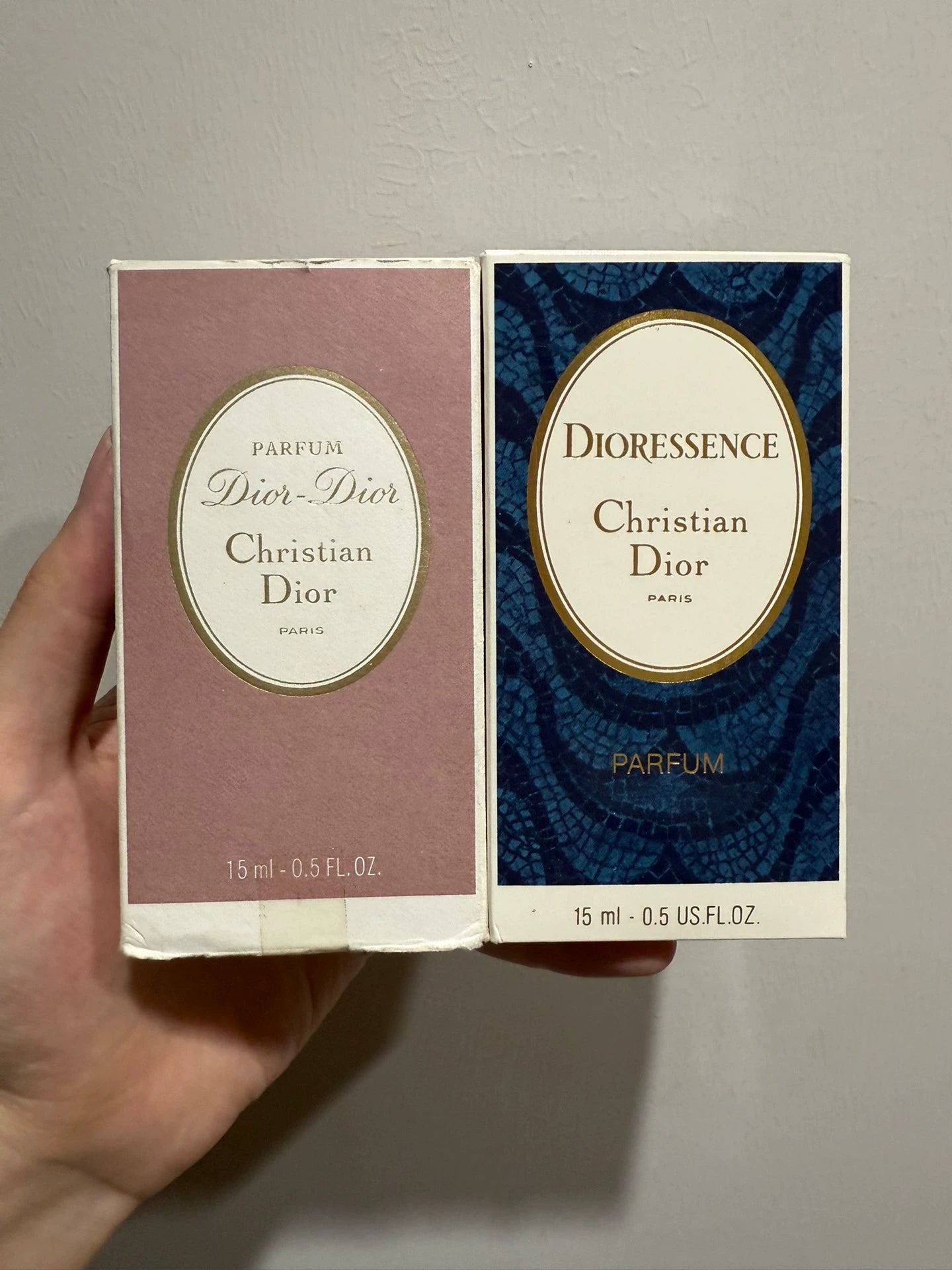 270826-22 Dior Essence Charm Packaging
