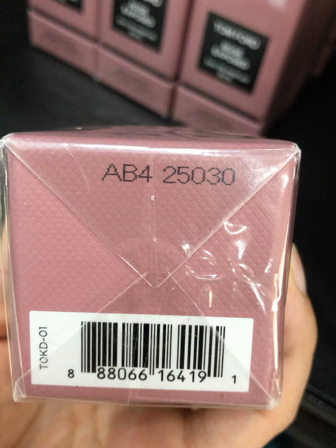 150726-134 Tom Ford New Naked Rose Parfum 30ml 1 oz