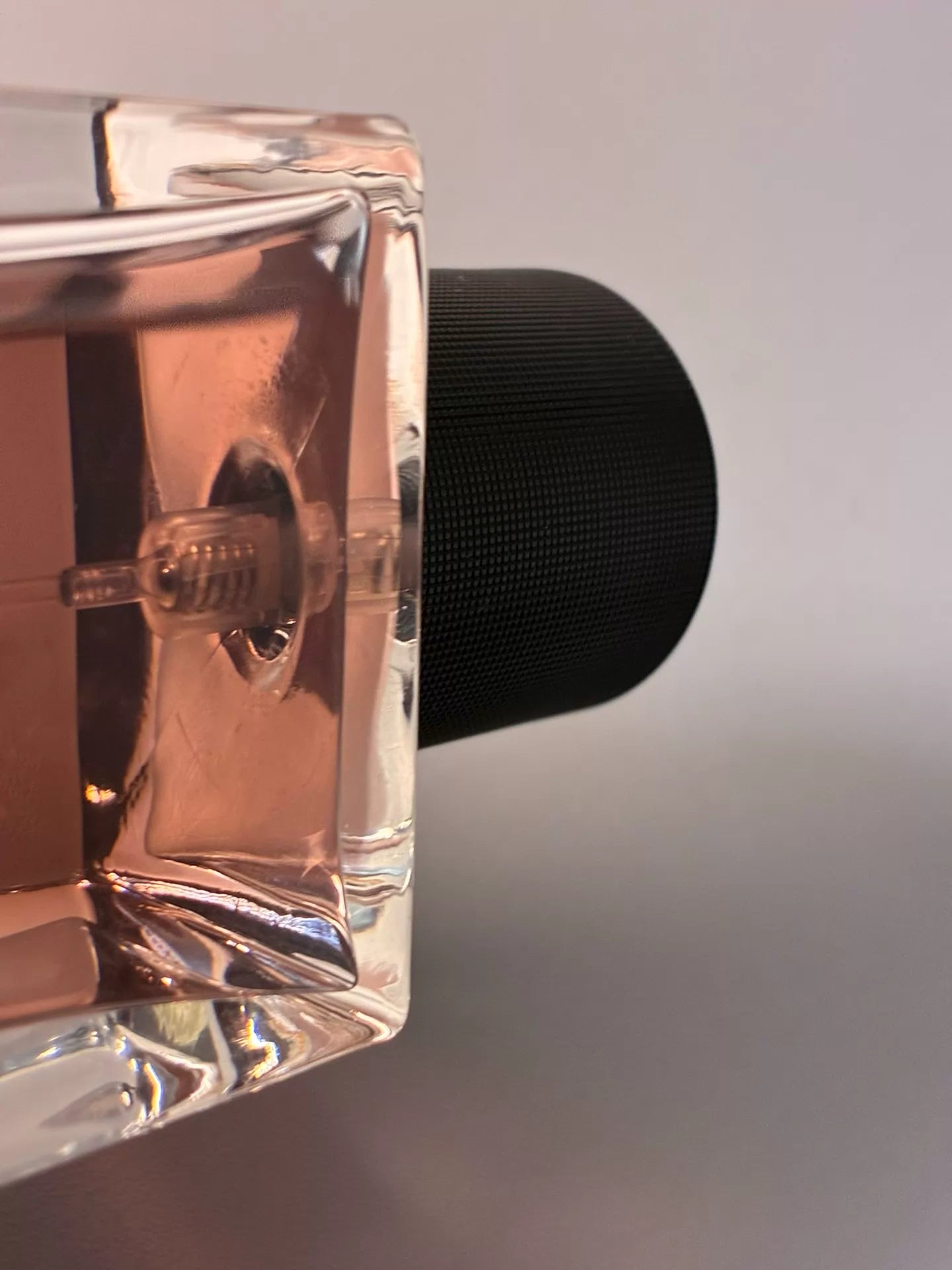 200726-199 Yves Saint Laurent Haute Couture Hat 125ml 4.2 oz