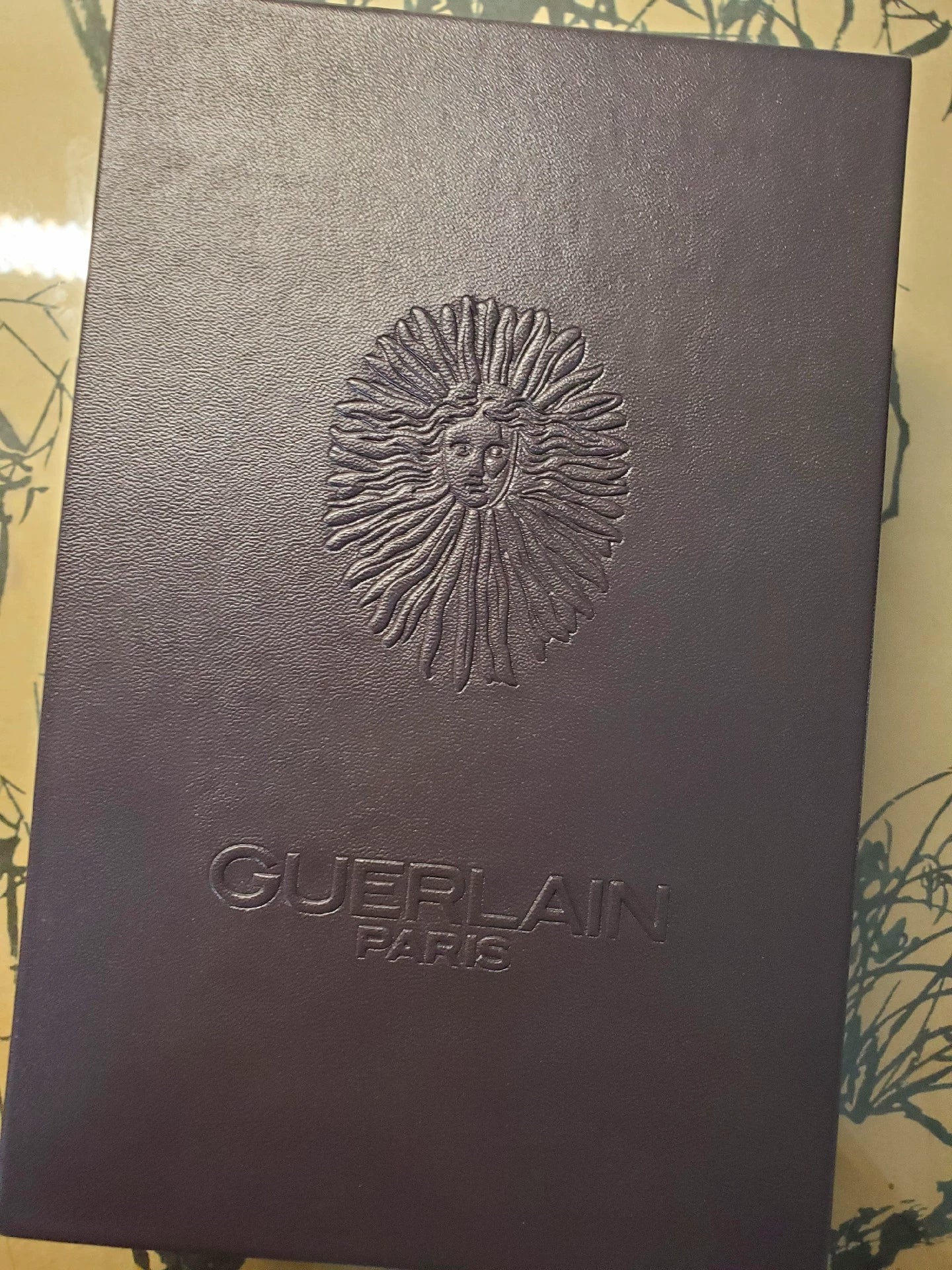 250826-37 Guerlain Art Salon Out-of-print 75ml 2.5 oz