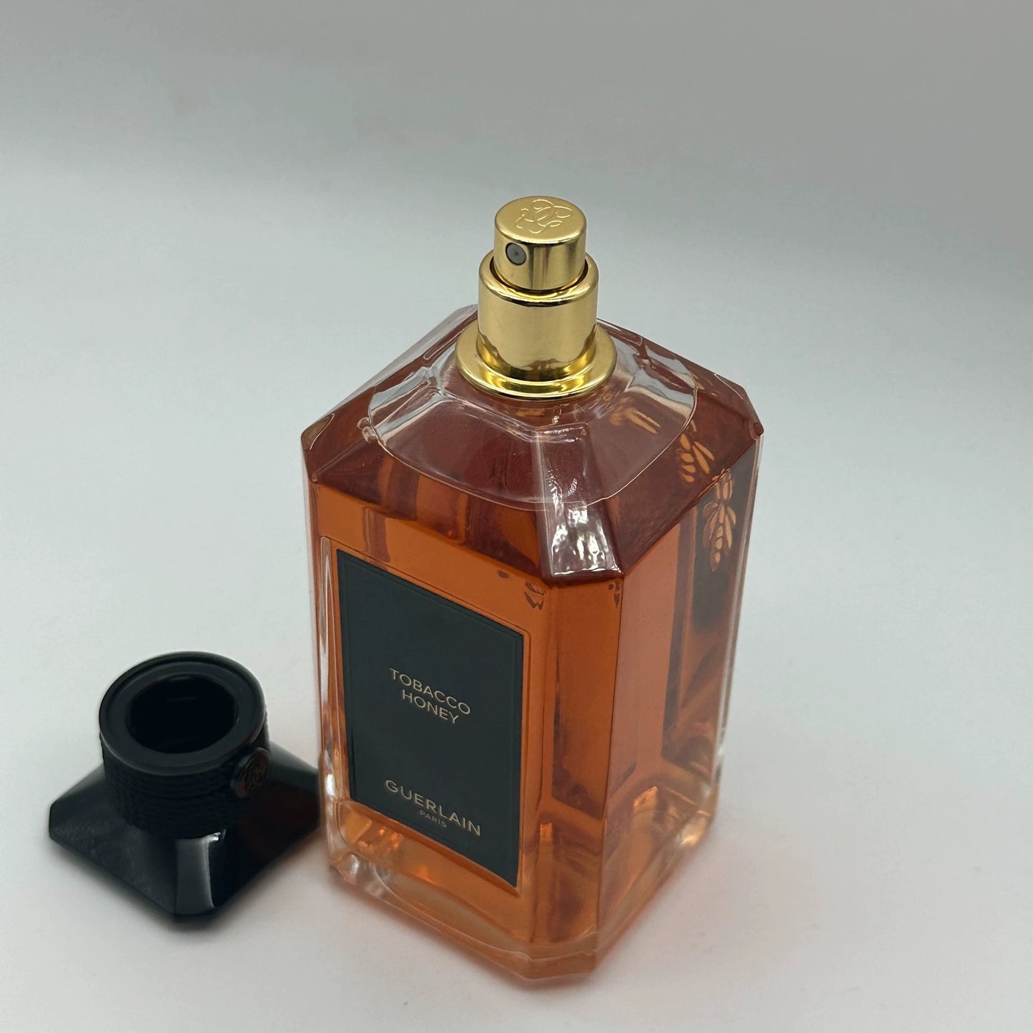 011225-15 Guerlain 200ml 6.8oz Tobacco Honey EDP