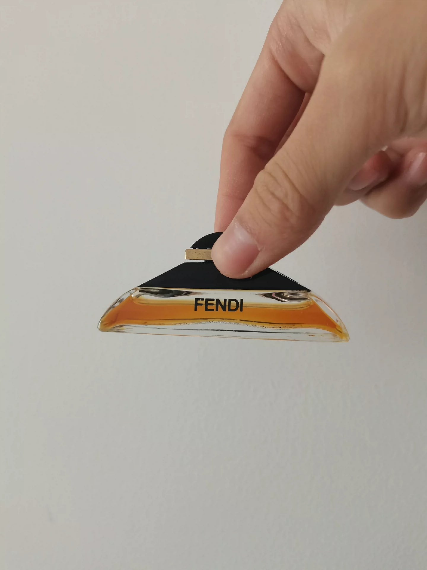 160625-26 Fendi 7.5ml 1/4 oz Parfum Perfume