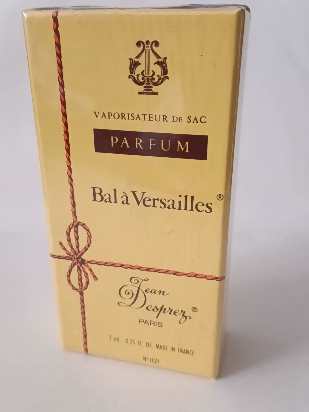 190526-173 Gentibis Versailles Masquerade Parfum 7ml 0.2 oz