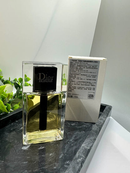 200426-136 Dior Christmas Homme EDT 100ml 3.4 oz