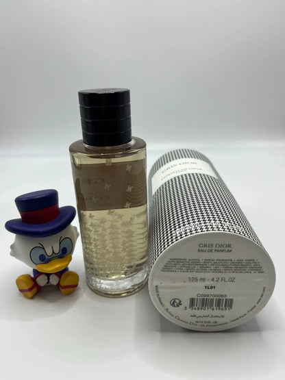 030926-83 Dior GRIS Montaigne Salon Perfume 125ml 4.2 oz
