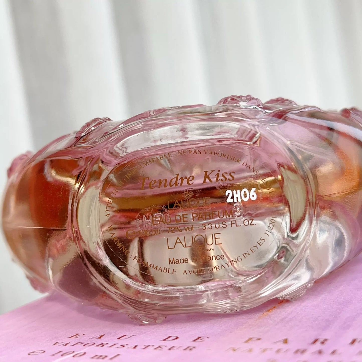 090826-9 Lalique kiss Perfume