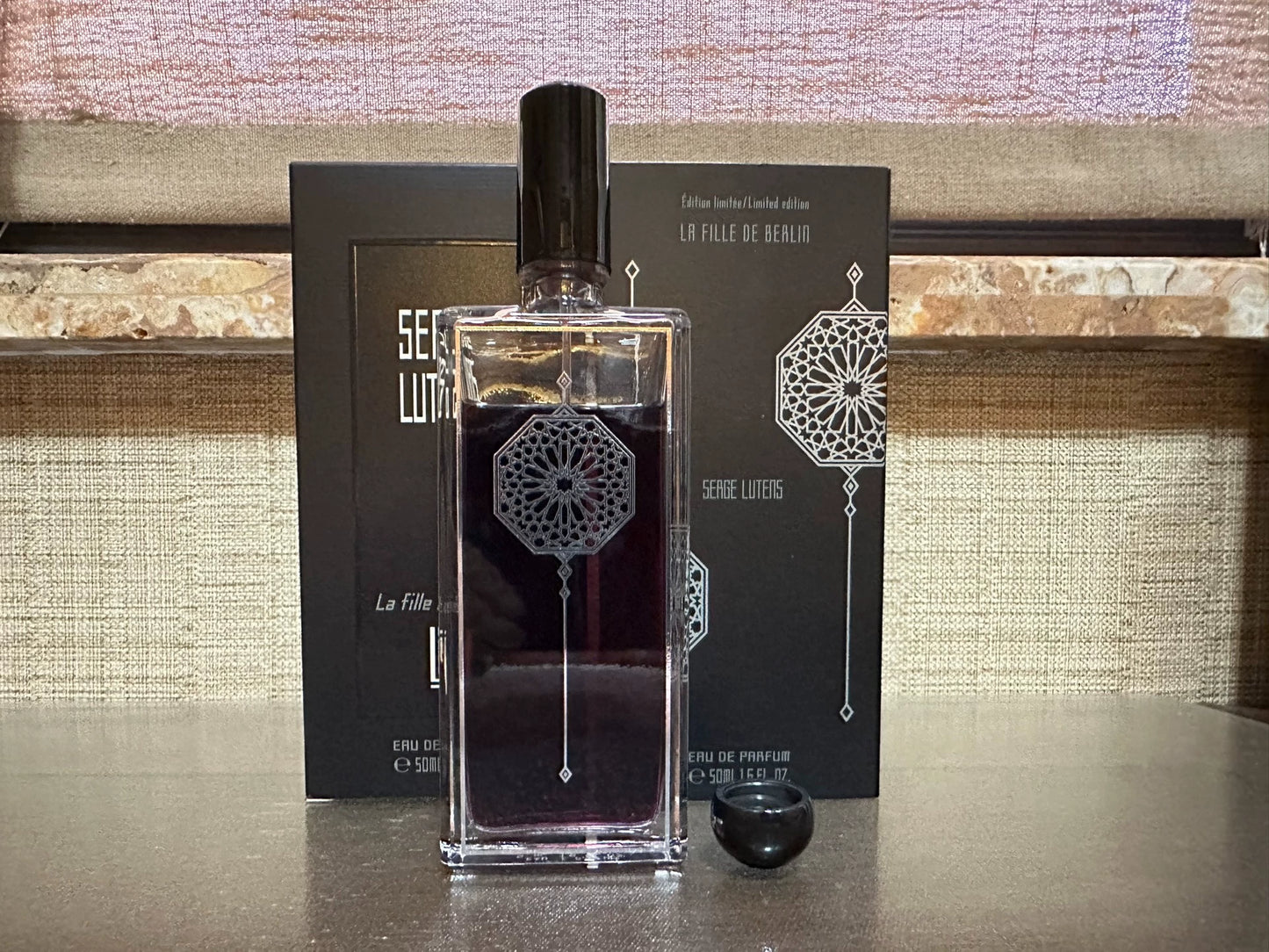 241025-98 Serge Lutens Eau de Parfum EDP 50ml 1.7oz