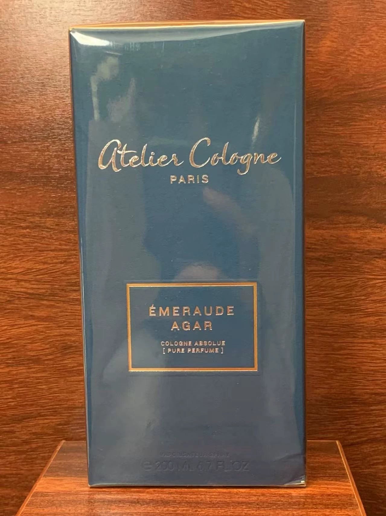 100326-91 Oulon Jade Wood Parfum 200ML  6.8oz