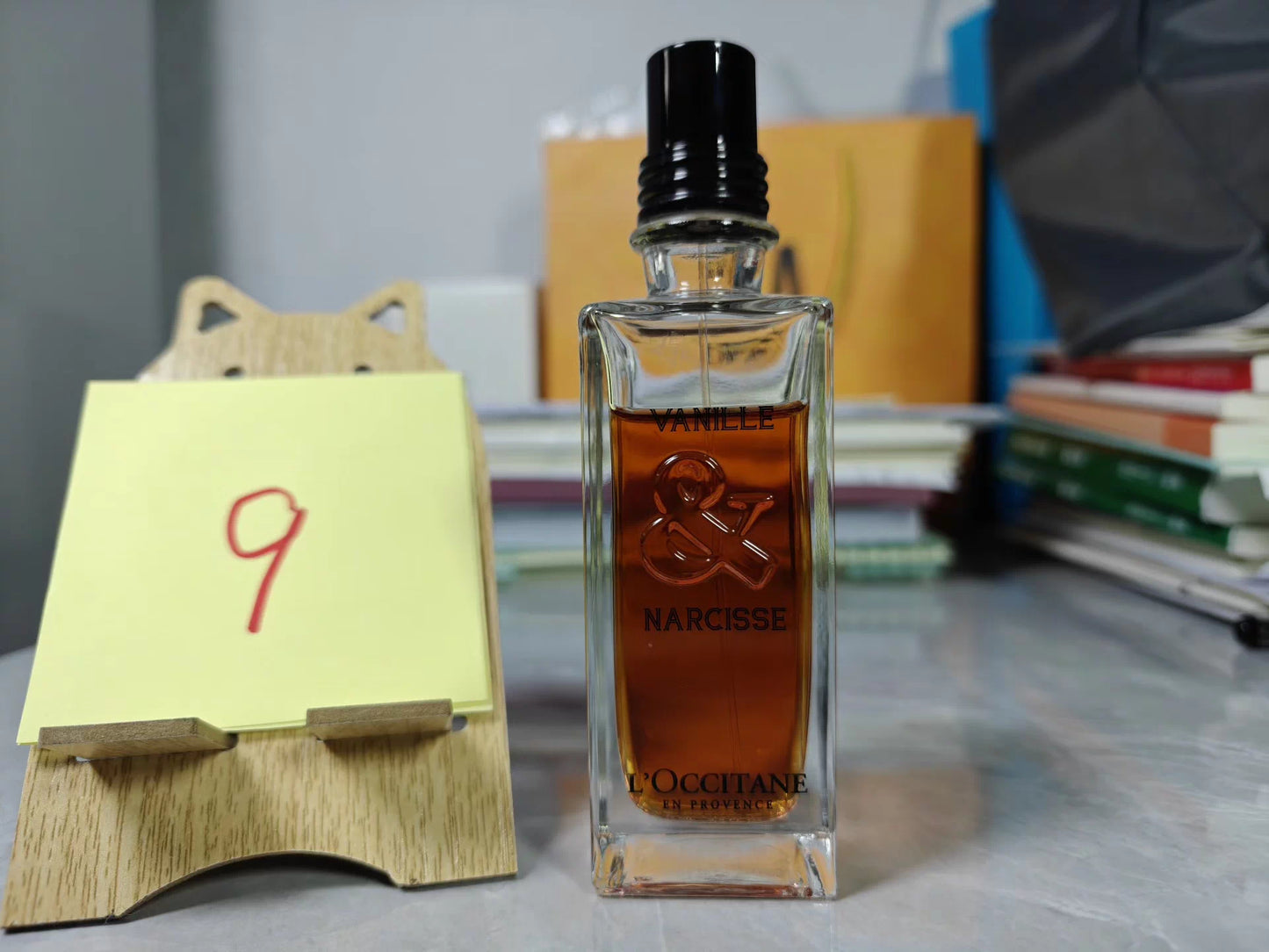 070826-82 L'Occitane Occitane Vanilla Narcissus 75ml 2.5 oz