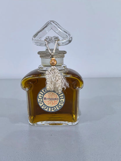 200826-38 Guerlain Madame Butterfly Essence 125ml 4.2 oz
