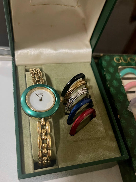 310725-40 Auth Gucci Change Bezel Colors Gold Dial Watch